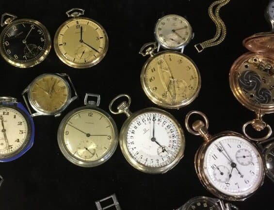 Vintage-Horloge-Klokken-Beurs-Rikketik-12